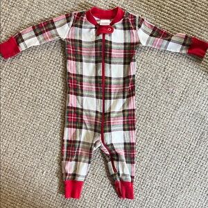 Hanna Andersson Plaid Pajamas in Red and White 12-18 months
